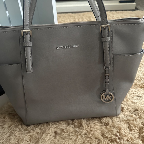 Handbag - Picture 5 of 5